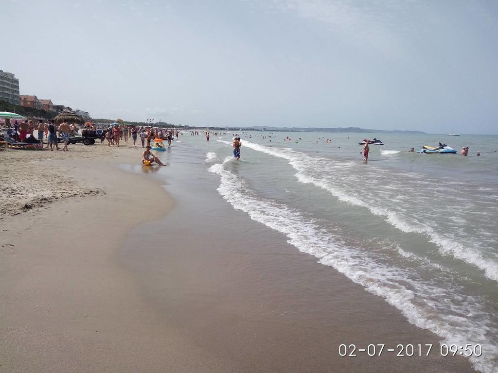 Aldom Apartments Durrës Buitenkant foto