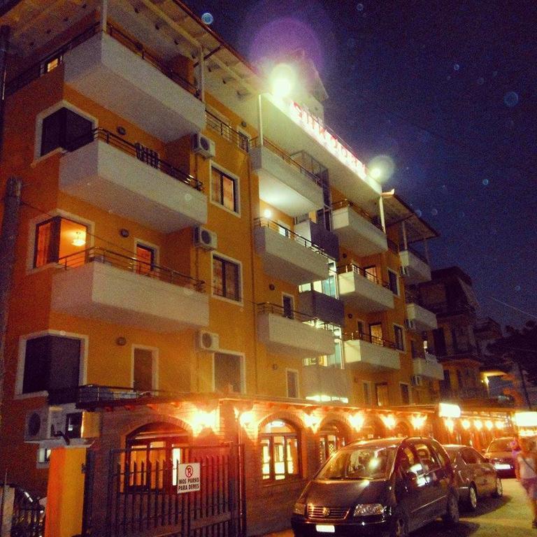 Aldom Apartments Durrës Buitenkant foto